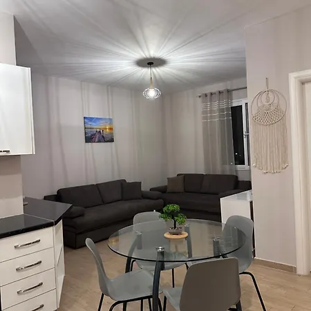 Tramonto Apartament *