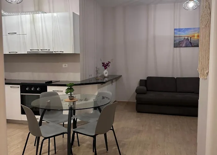 Tramonto Apartment Vlorë